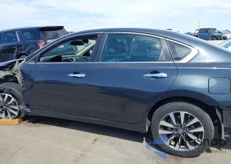 2017 Nissan Altima 2.5 Sl z USA, uszkodzony, nr VIN 1N4AL3AP9HC474165
